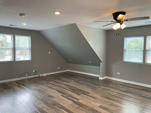 3rd image of 2301 N Lockwood Ave #2