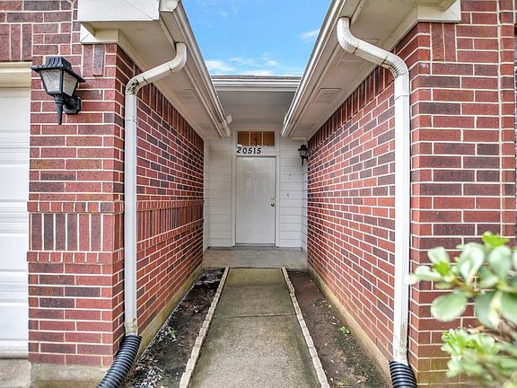 2nd image of 20515 Serringdon Drive
