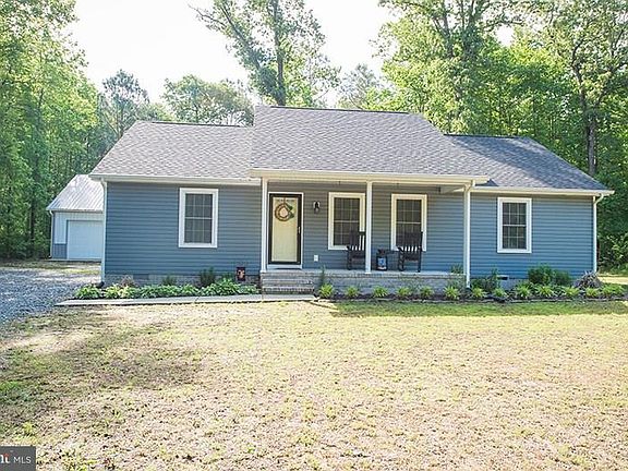 2nd image of 31461 Dogwood Ln