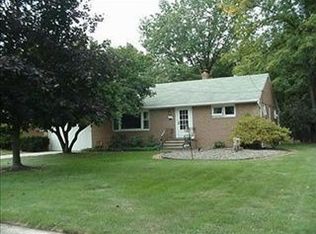 484 Harris Rd, Richmond Heights, OH 44143