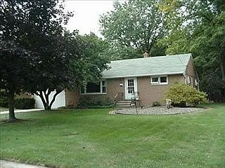 484 Harris Rd photo 1