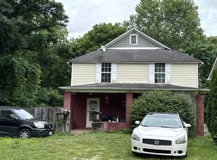 3035 Roberts Dr, Ashland, KY 41102