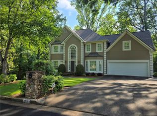 5716 Fairley Hall Ct, Peachtree Corners, GA 30092