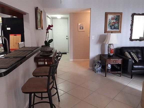 5th image of 450 Egret Cir APT 9204