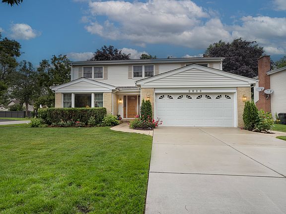 2nd image of 3066 Knollwood Ln