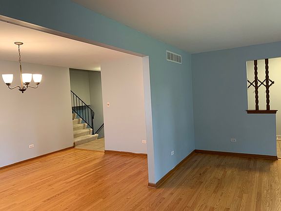 5th image of 7116 Blackburn Ave