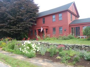 8 N Main St, Brimfield, MA 01010
