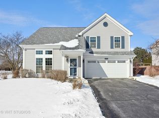 1692 Stockton Ln, Crystal Lake, IL 60014