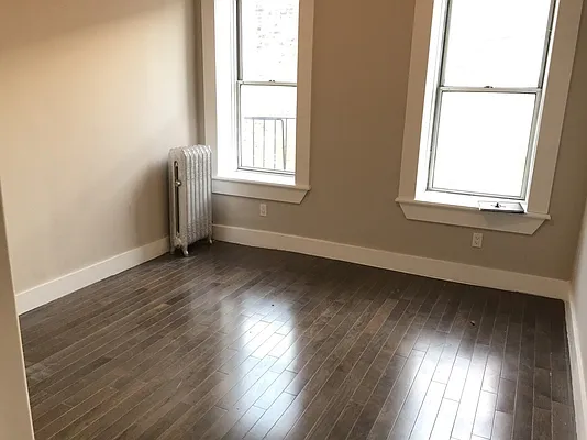 Rented by Zuz Realty | media 12