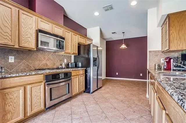 6804 Allegiance Dr — Photo 17