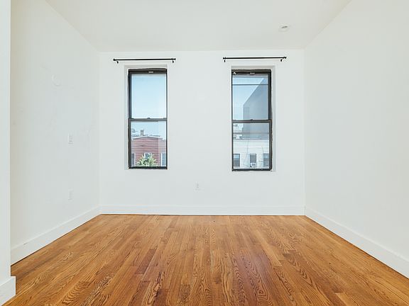 3rd image of 61 Ten Eyck St #L2