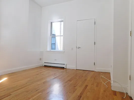 Rented by Compass | media 34