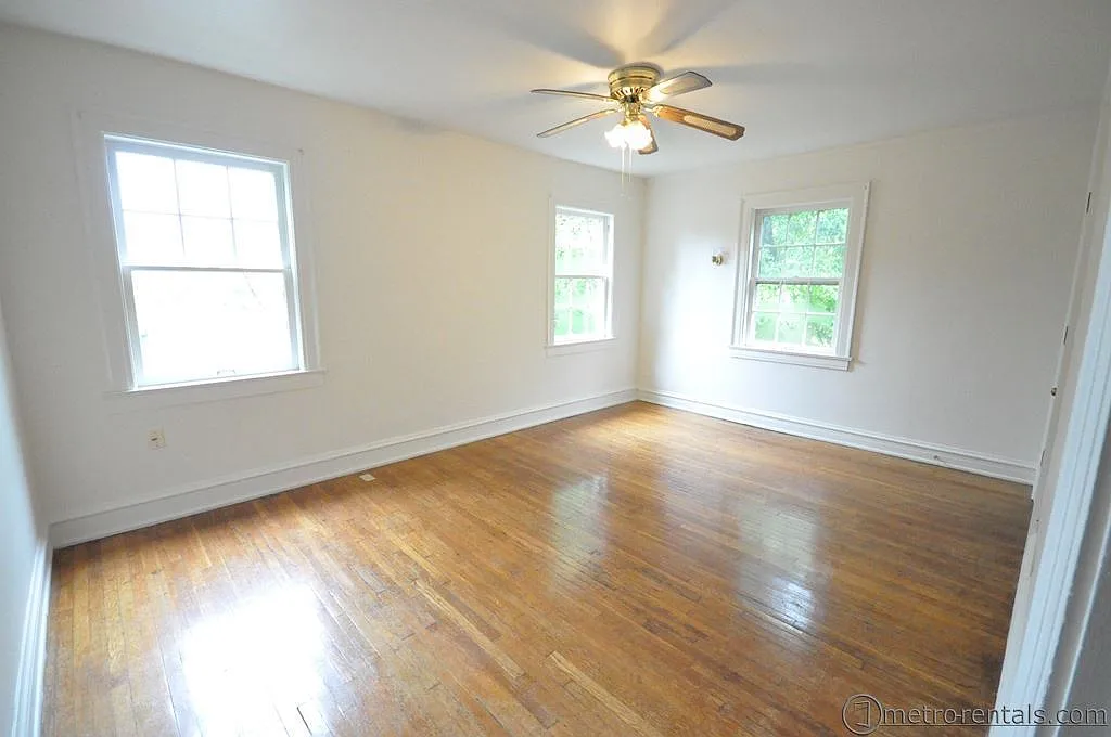 44 Woodland Ave — Photo 3