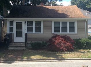 279 Pequot Ave, Warwick, RI 02889