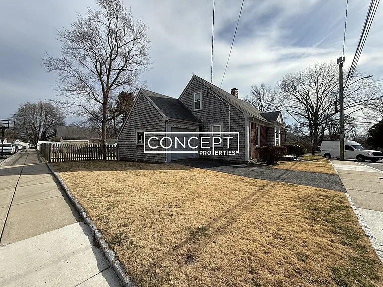 1055 Keith St — Photo 15