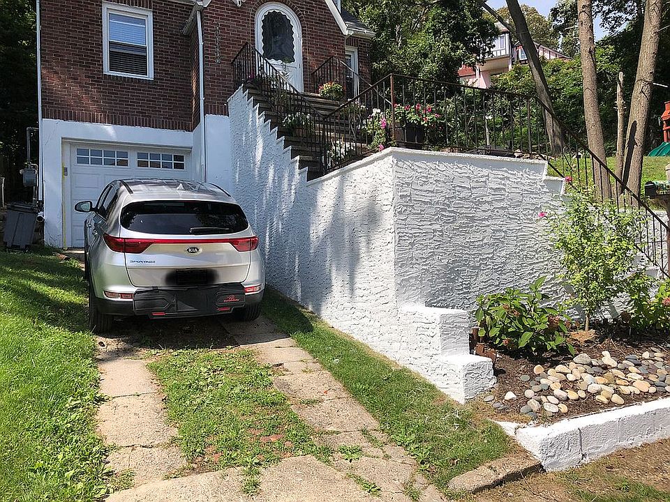 1st image of 8 Woodside Ave