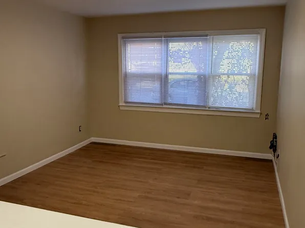 44 Turf Rd, Staten Island, NY 10314