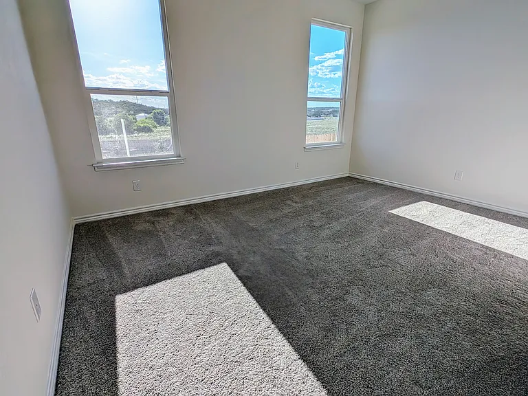 15611 Electra Cir — Photo 9