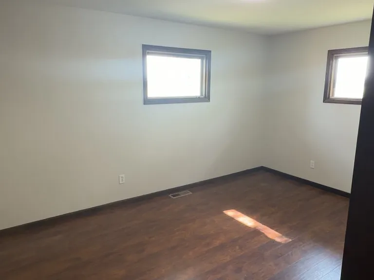 694 E Highway 400 — Photo 21