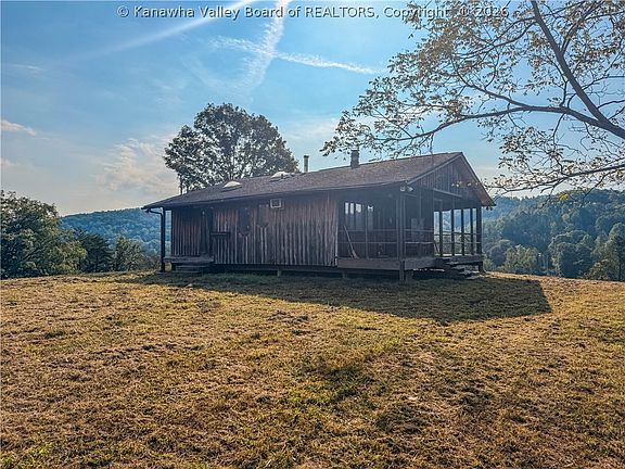 3rd image of 3485 Ghost Hollow Rd