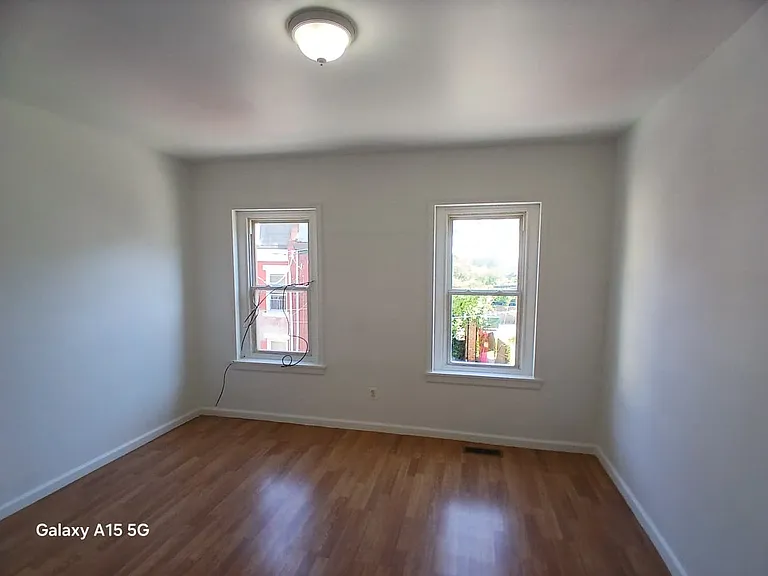 17 E Ashmead St — Photo 27