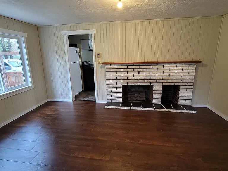 27369 Bell Ave — Photo 5