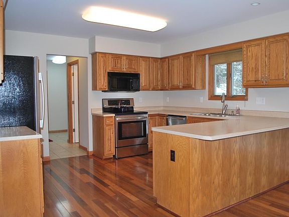 4th image of 3248 Lost Pine Way