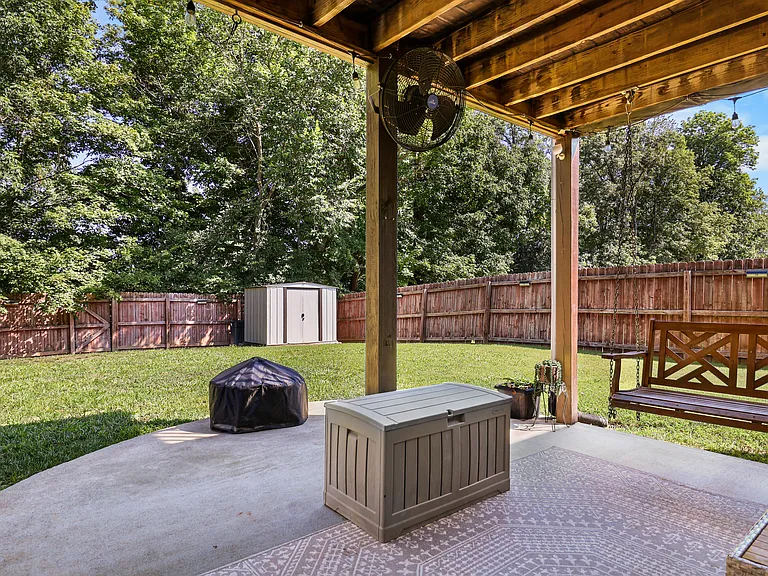 773 Banister Dr — Photo 33