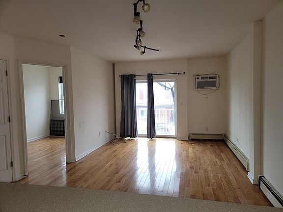 3rd image of 128 Beach 92nd St Floor 2