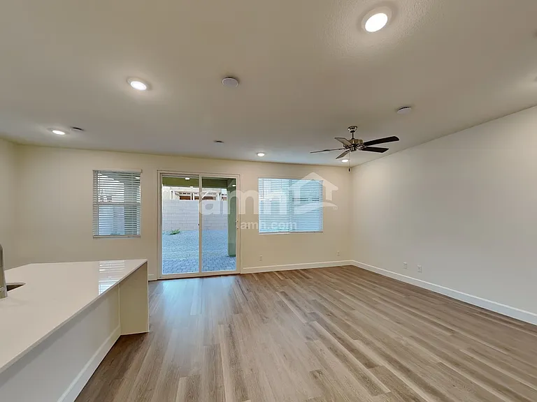 10375 Medusita St — Photo 7