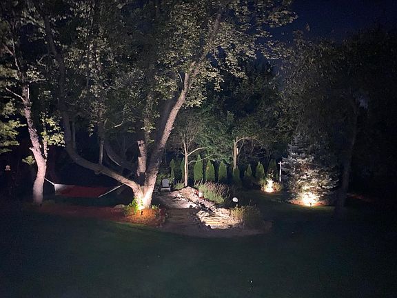 4th image of 10636 Erie Dr W