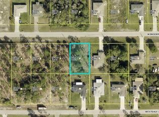 463 Windermere Dr, Lehigh Acres, FL 33972