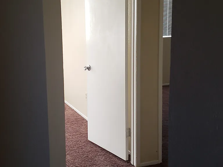 3501 Hughes Ln #B — Photo 8