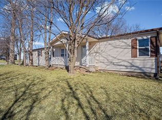 7473 Rawlins Rd, Atchison, KS 66002