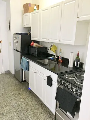 Rented by Mossanen Group | media 19