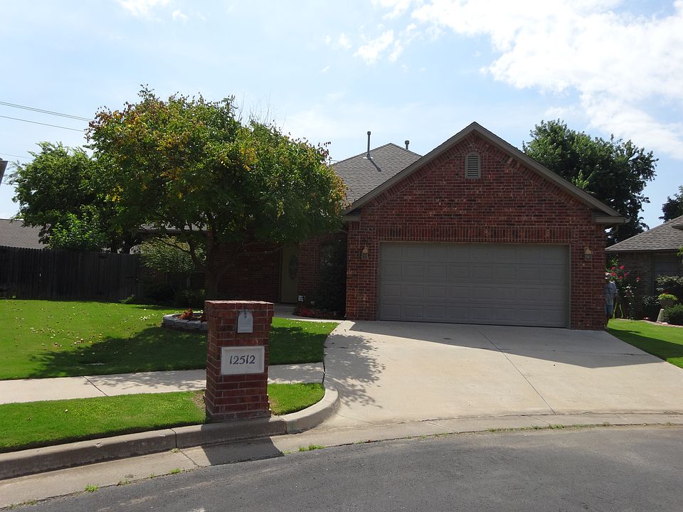 1st image of 12512 Crystal Gardens Dr