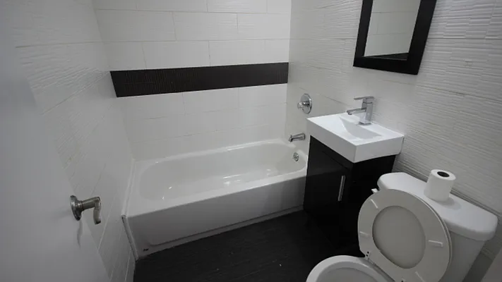 Rented by Nooklyn NYC LLC | media 26