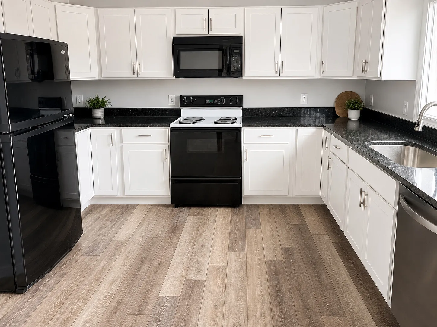 3 bed, 1500 sqft, $1,800 — Photo 1