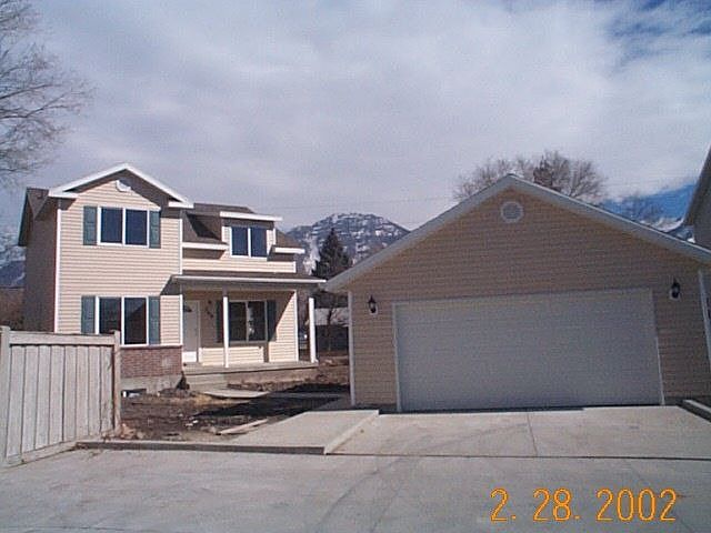 2002