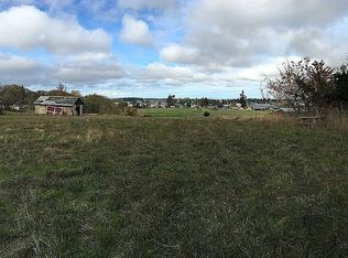 71 Roupe Rd, Sequim, WA 98382