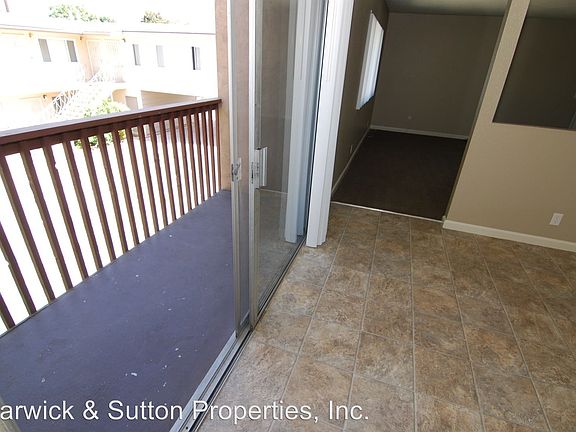 4th image of 156 3rd Ave APT D