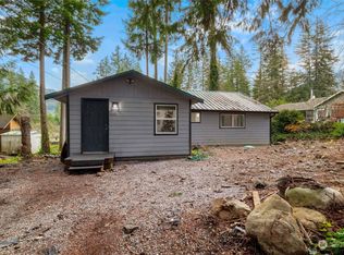 6263 Chestnut Dr, Maple Falls, WA 98266