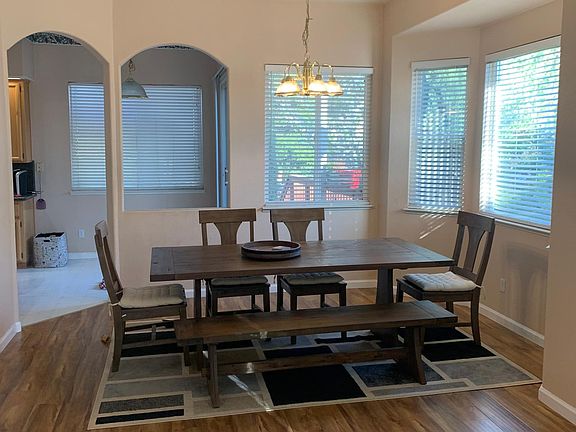5th image of 5208 Brondsbury Ln