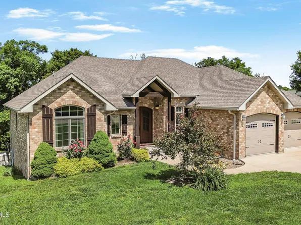 5814 Pebble Creek Dr, Jefferson City, MO 65101