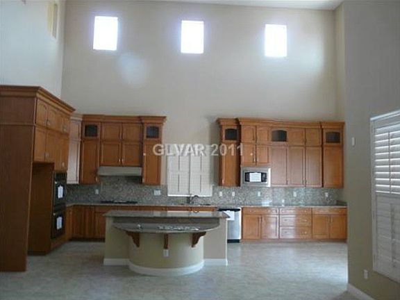 2nd image of 7816 Via Mazarron St