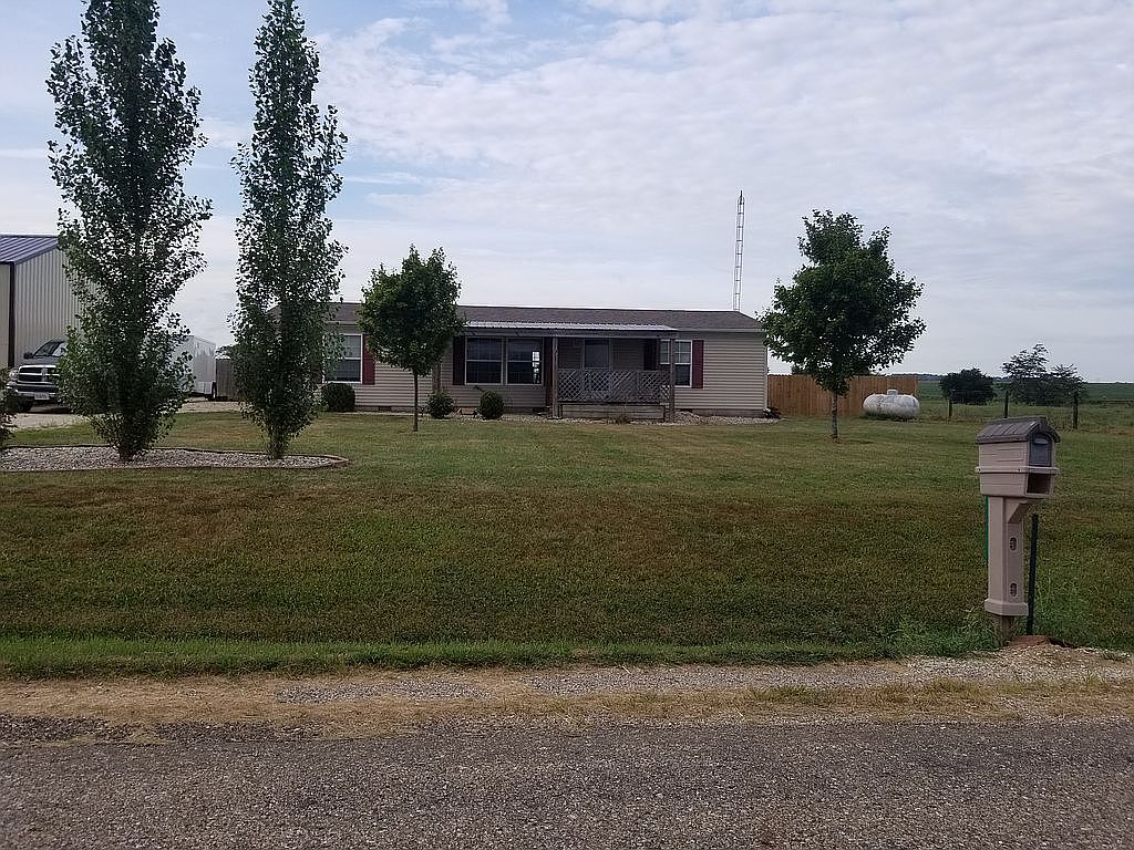2655 E 100 North Rd, Stewardson, IL 62463 Zillow