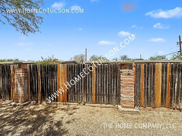 1713 E Adelaide Dr #3 — Photo 30