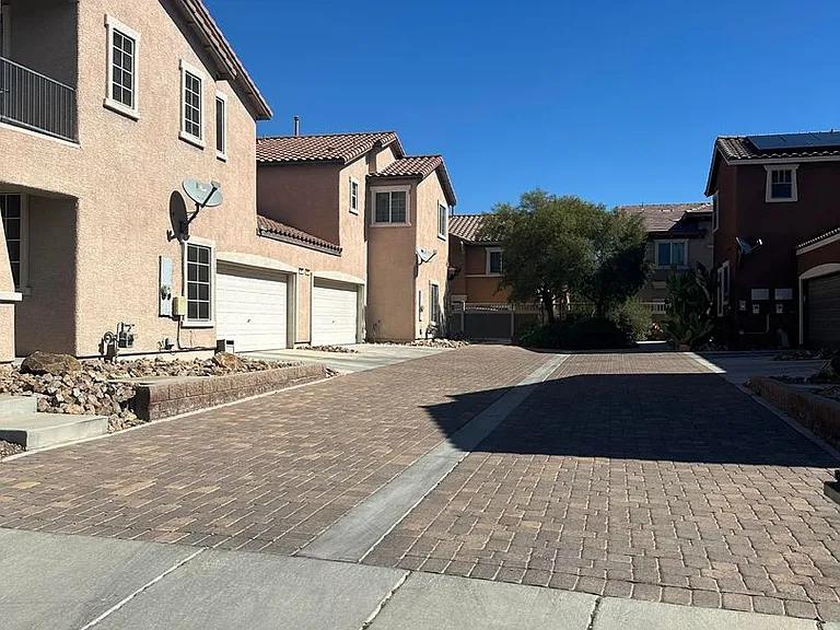 930 Wembly Hills Pl — Photo 22