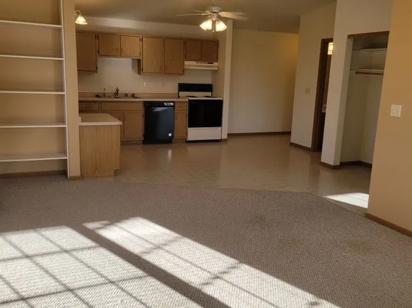 Raco 606 State BLDG, 606 W State St #7, Hartford, WI 53027