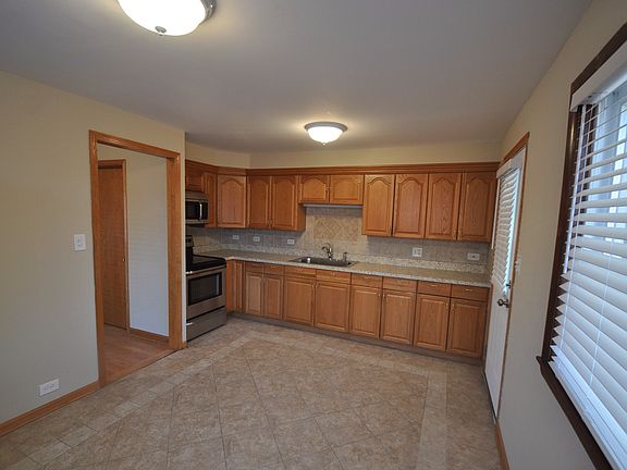 4th image of 5163 W 88th Pl